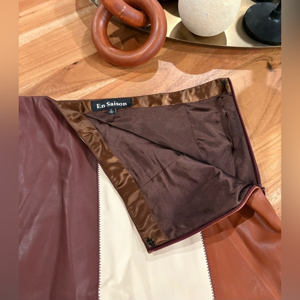 EN SAISON Striped Miniskirt Stitched Vegan Leather Colorblock | Size L - Picture 11 of 16